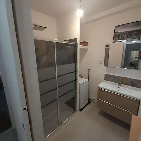 Venus Apartment *